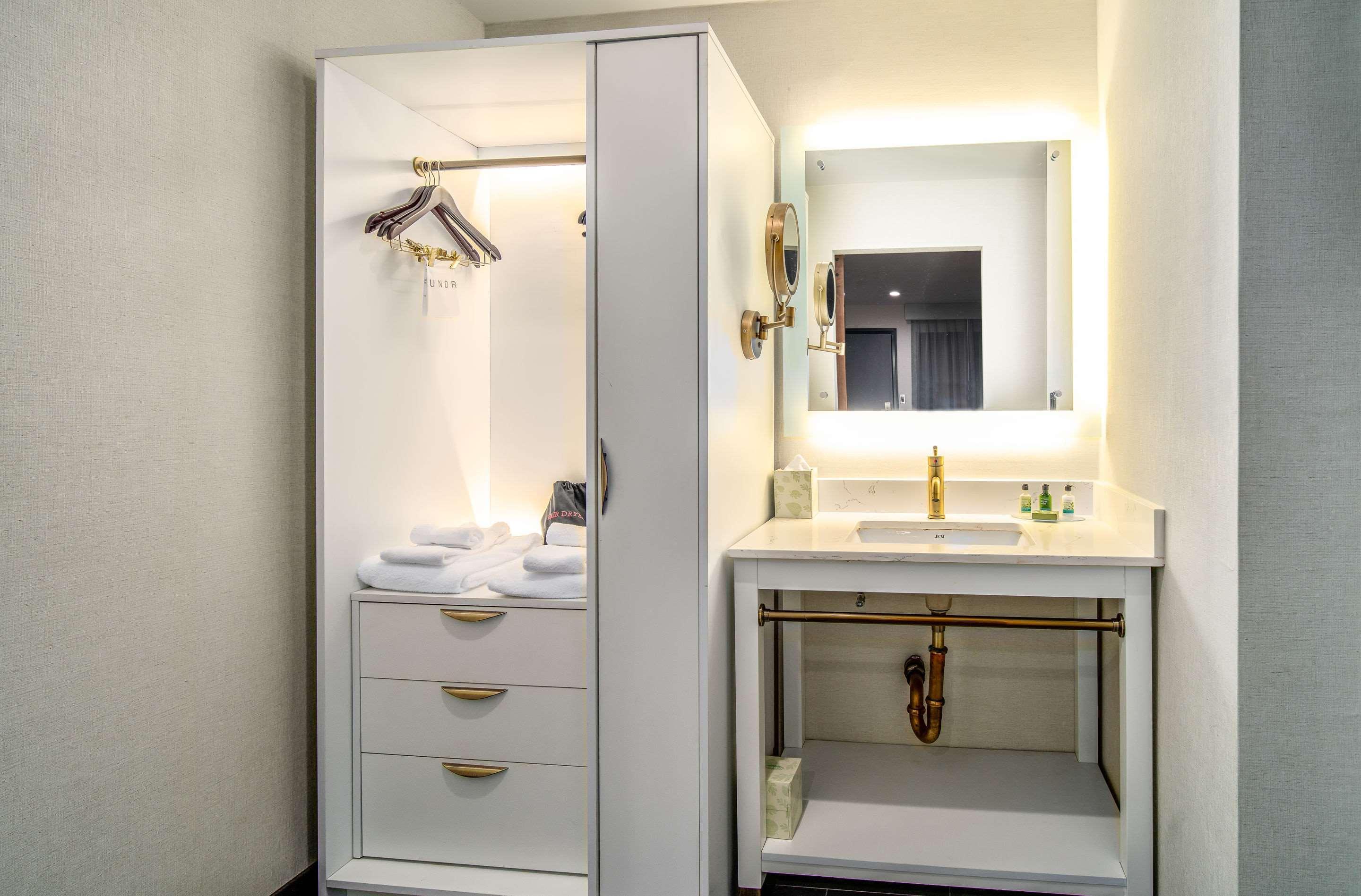 818 + Pool, Ascend Collection By Choice Hotel Los Ángeles